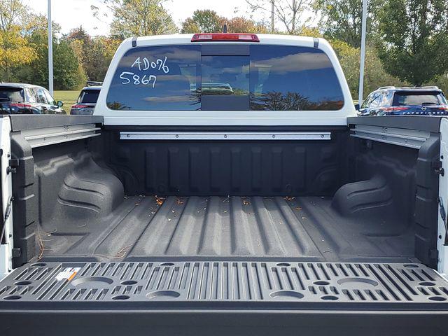 2026 Nissan Frontier Crew Cab Long Bed PRO-4X 4x4