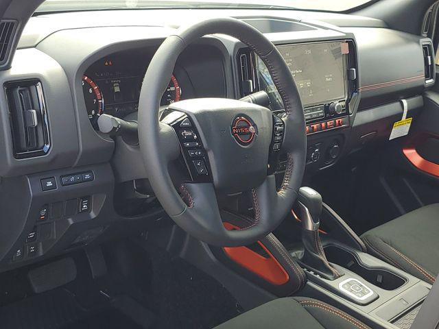 2026 Nissan Frontier Crew Cab Long Bed PRO-4X 4x4
