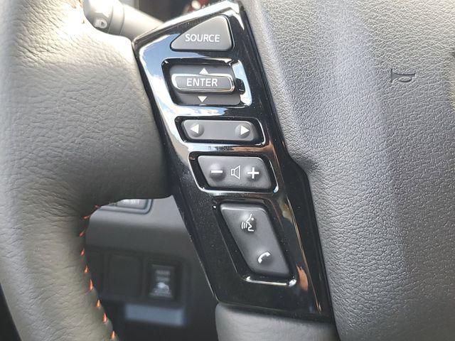 2026 Nissan Frontier Crew Cab Long Bed PRO-4X 4x4