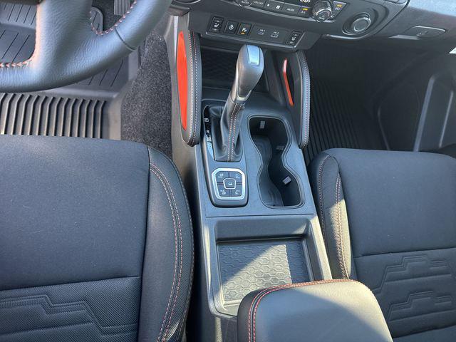 2026 Nissan Frontier Crew Cab Long Bed PRO-4X 4x4