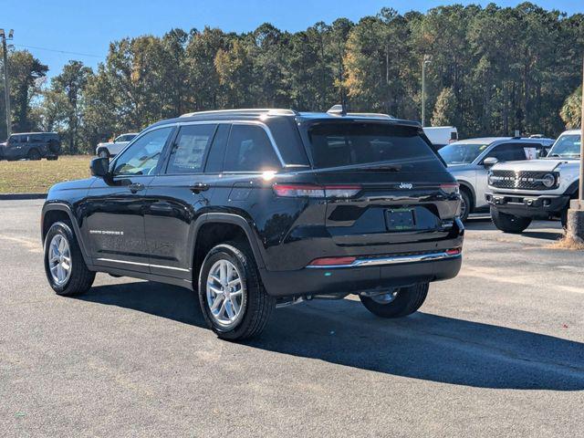 2025 Jeep Grand Cherokee Laredo X 4x2