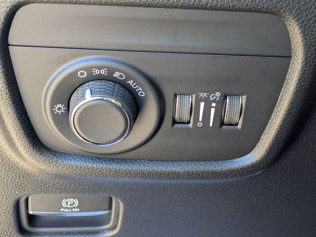 2025 Jeep Grand Cherokee Laredo X 4x2