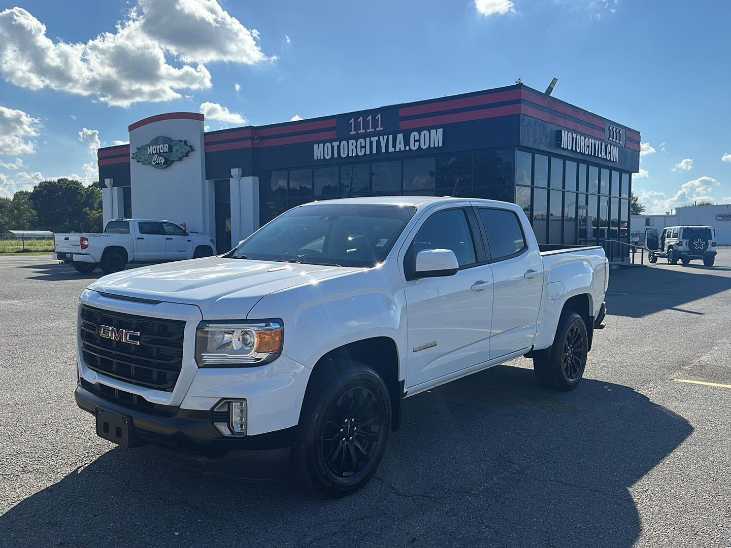 2022 GMC Canyon Elevation's photo