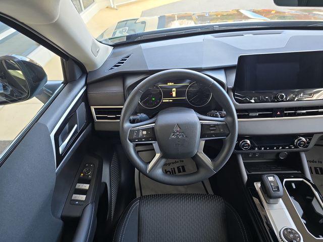 2025 Mitsubishi Outlander ES 2.5 S-AWC