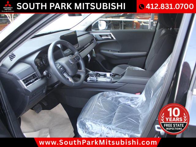 2025 Mitsubishi Outlander ES 2.5 S-AWC