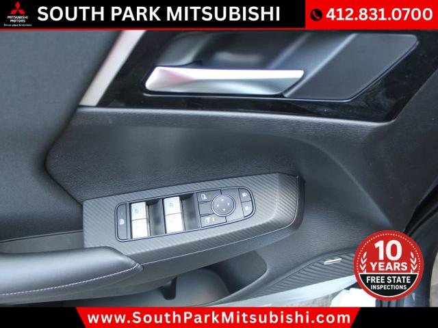 2025 Mitsubishi Outlander ES 2.5 S-AWC
