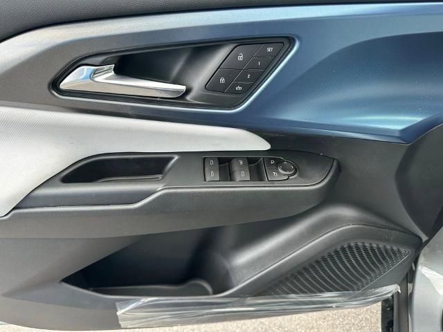 2026 Chevrolet Equinox LT2 w/PDE