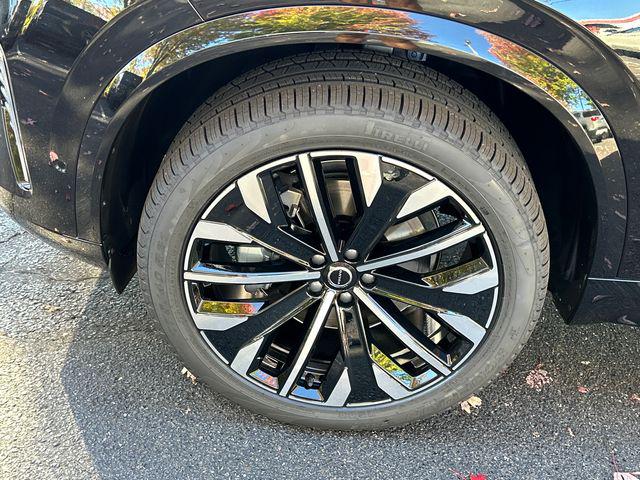 2026 Volvo XC90 Plus, B6 AWD Gas (mild hybrid), Gasoline, Bright, 7 Seats