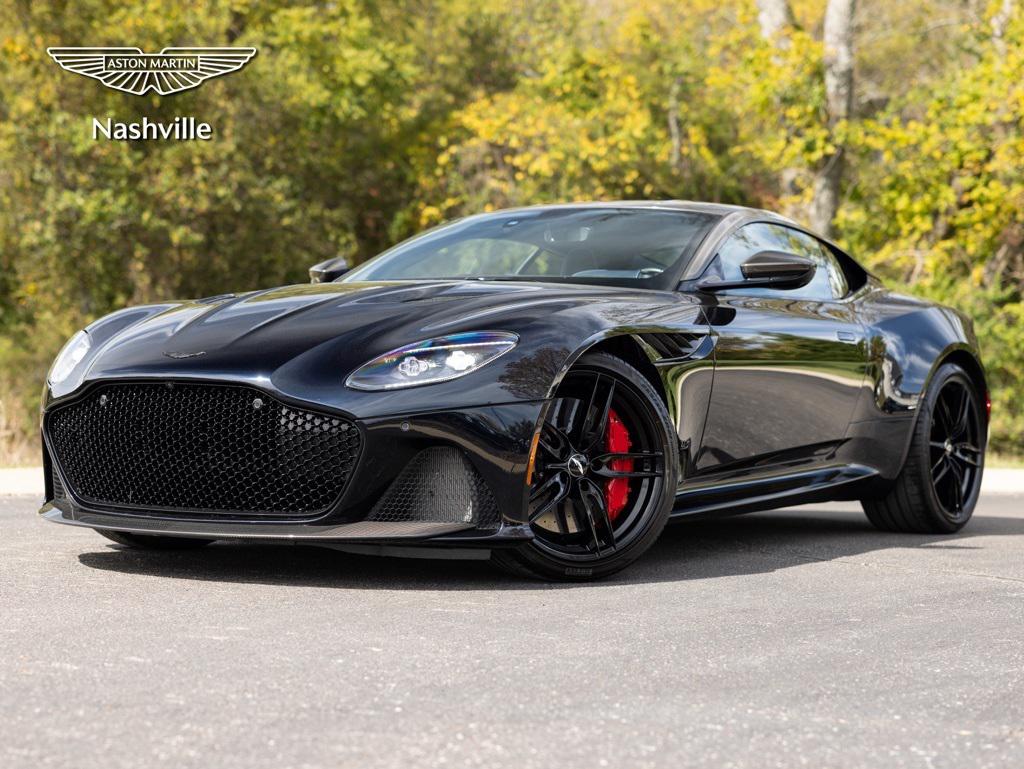 /2022 Aston-Martin DBS
