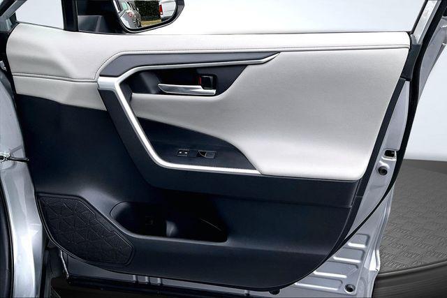 2020 Toyota RAV4 Limited