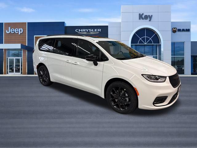 2026 Chrysler Pacifica Limited AWD