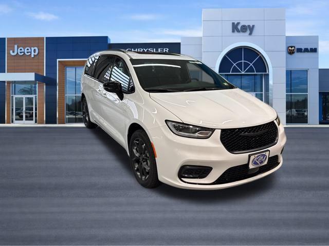 2026 Chrysler Pacifica Limited AWD