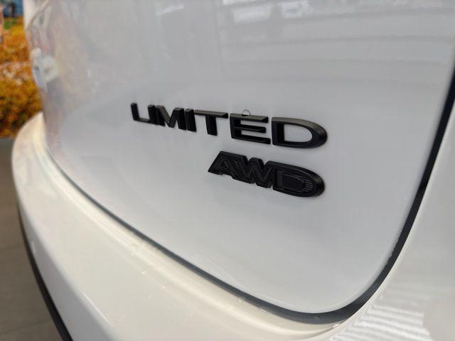 2026 Chrysler Pacifica Limited AWD