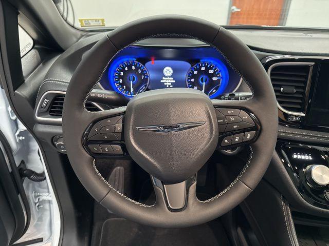 2026 Chrysler Pacifica Limited AWD