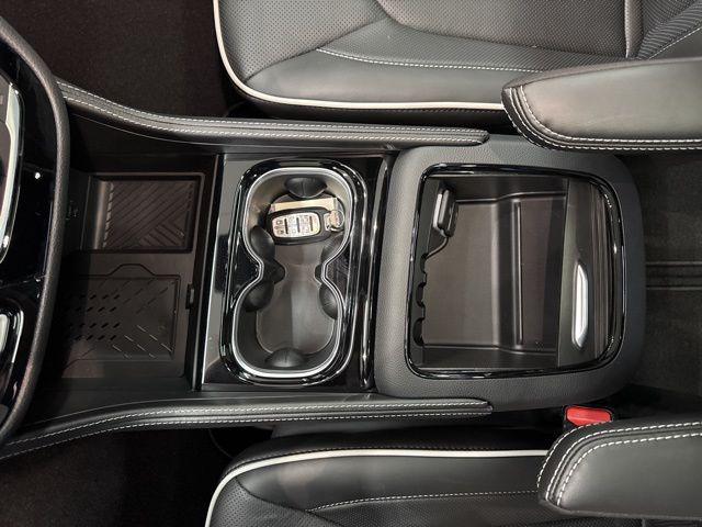 2026 Chrysler Pacifica Limited AWD
