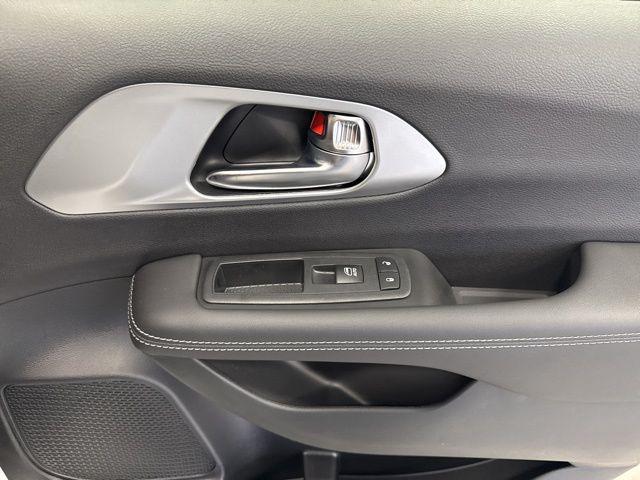 2026 Chrysler Pacifica Limited AWD