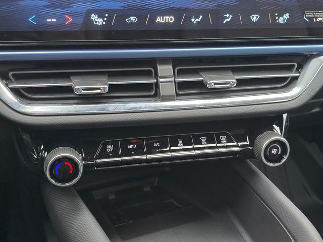 2026 Chevrolet Equinox LT2 w/PDE