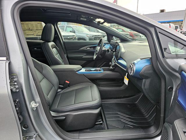 2026 Chevrolet Equinox LT2 w/PDE