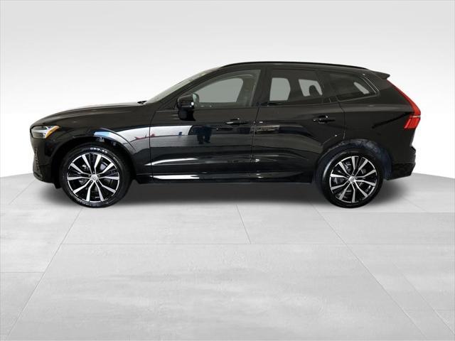 2024 Volvo XC60 B5 Plus Dark Theme