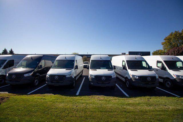 2024 Mercedes-Benz Sprinter 4500 Standard Roof 4-Cyl Diesel HO