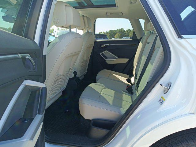 2025 Audi Q3 Premium 45 TFSI S line quattro Tiptronic