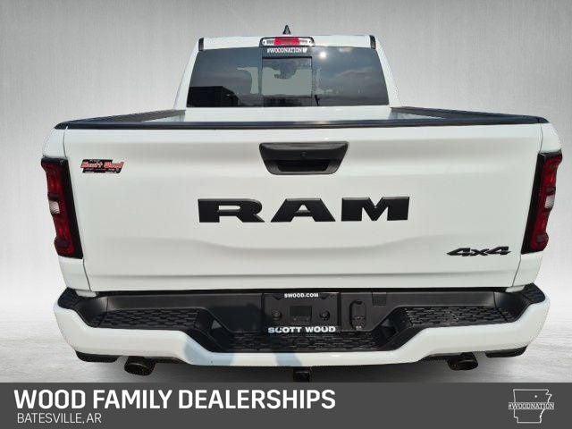 2026 Ram 1500 Express Crew Cab 4x4 5'7" Box