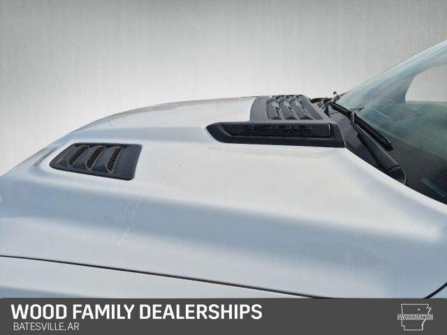 2026 Ram 1500 Express Crew Cab 4x4 5'7" Box