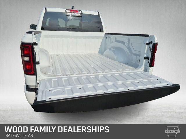 2026 Ram 1500 Express Crew Cab 4x4 5'7" Box