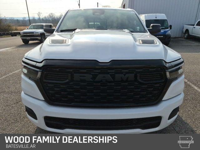 2026 Ram 1500 Express Crew Cab 4x4 5'7" Box