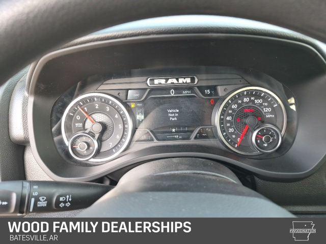 2026 Ram 1500 Express Crew Cab 4x4 5'7" Box