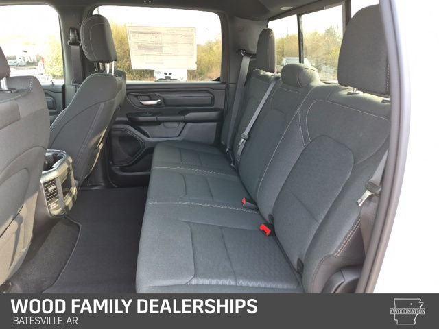 2026 Ram 1500 Express Crew Cab 4x4 5'7" Box