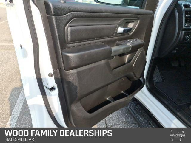 2026 Ram 1500 Express Crew Cab 4x4 5'7" Box