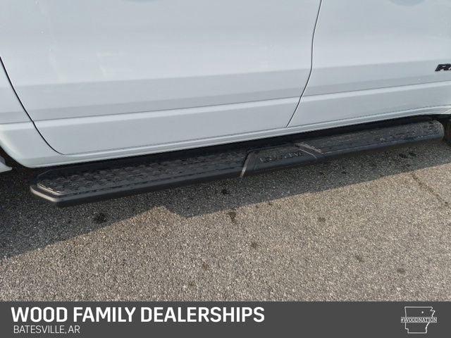 2026 Ram 1500 Express Crew Cab 4x4 5'7" Box