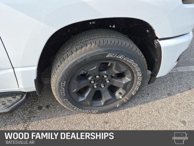2026 Ram 1500 Express Crew Cab 4x4 5'7" Box