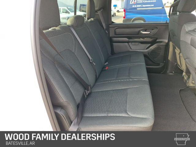 2026 Ram 1500 Express Crew Cab 4x4 5'7" Box