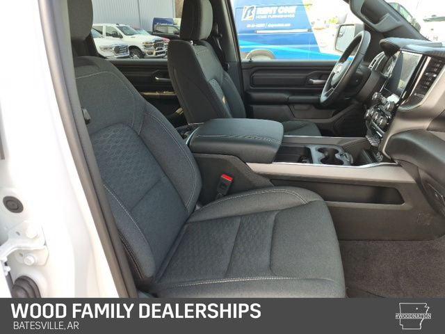 2026 Ram 1500 Express Crew Cab 4x4 5'7" Box