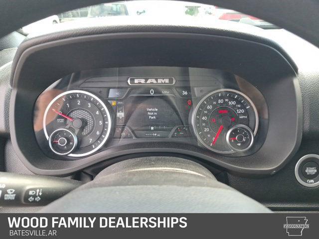 2026 Ram 1500 Express Crew Cab 4x4 57 Box
