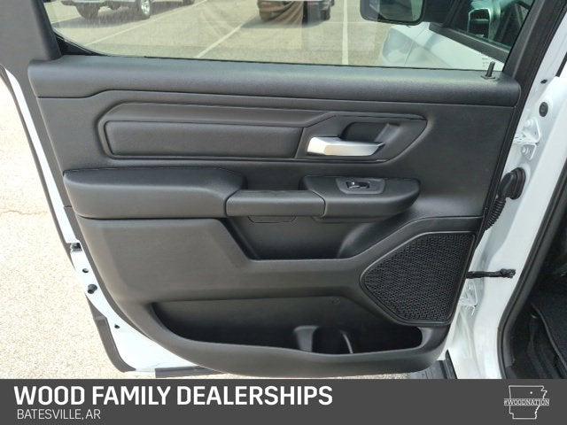 2026 Ram 1500 Express Crew Cab 4x4 57 Box