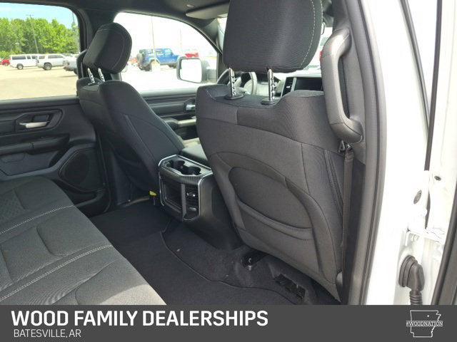 2026 Ram 1500 Express Crew Cab 4x4 57 Box
