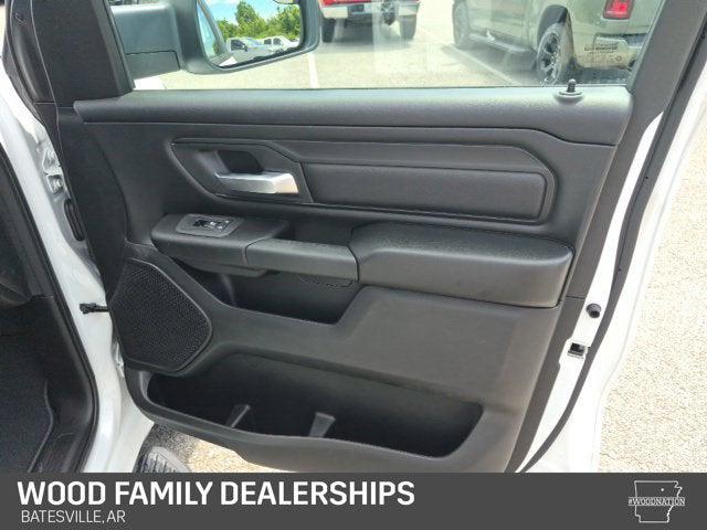 2026 Ram 1500 Express Crew Cab 4x4 57 Box