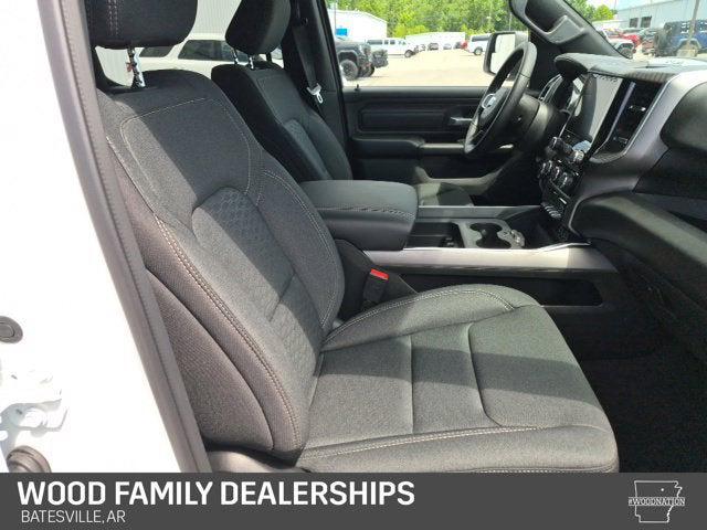2026 Ram 1500 Express Crew Cab 4x4 57 Box