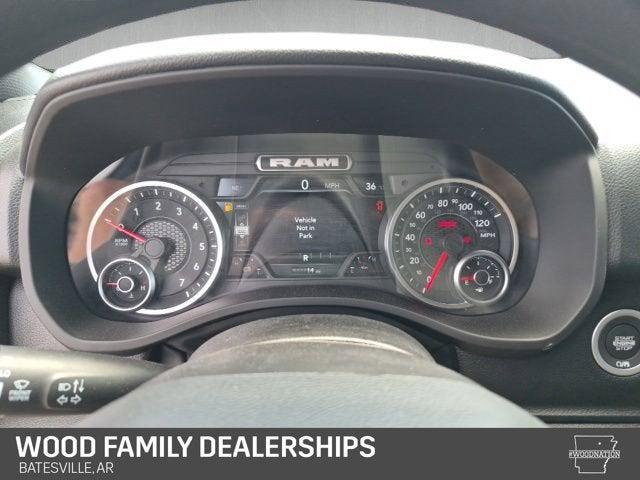 2026 Ram 1500 Express Crew Cab 4x4 57 Box
