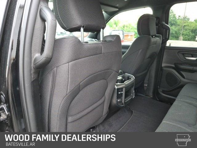 2026 Ram 1500 Express Crew Cab 4x4 57 Box