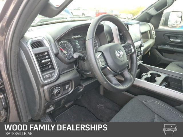 2026 Ram 1500 Express Crew Cab 4x4 5'7" Box