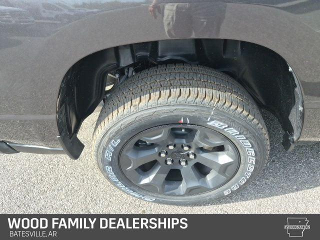 2026 Ram 1500 Express Crew Cab 4x4 5'7" Box