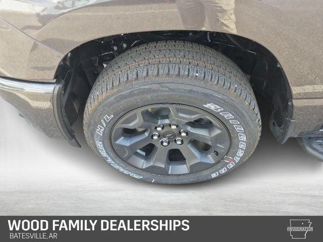 2026 Ram 1500 Express Crew Cab 4x4 5'7" Box