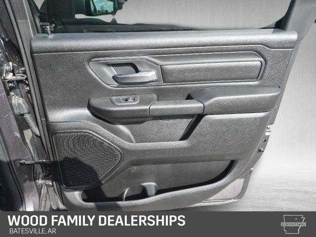 2026 Ram 1500 Express Crew Cab 4x4 5'7" Box
