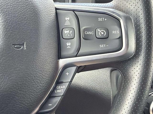 2026 Ram 1500 Warlock Crew Cab 4x4 5'7" Box