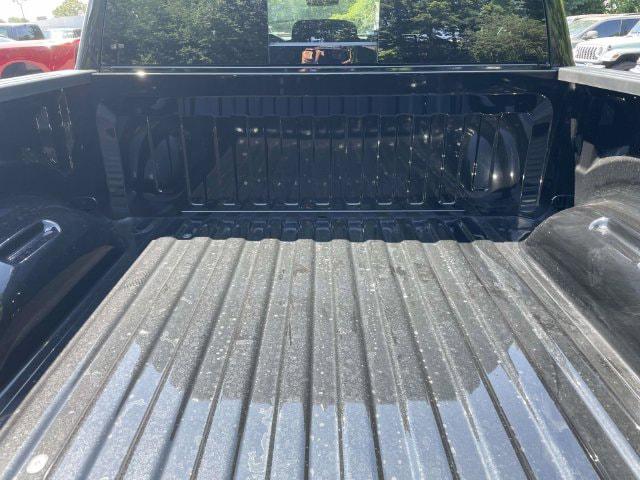 2026 Ram 1500 Express Crew Cab 4x4 57 Box