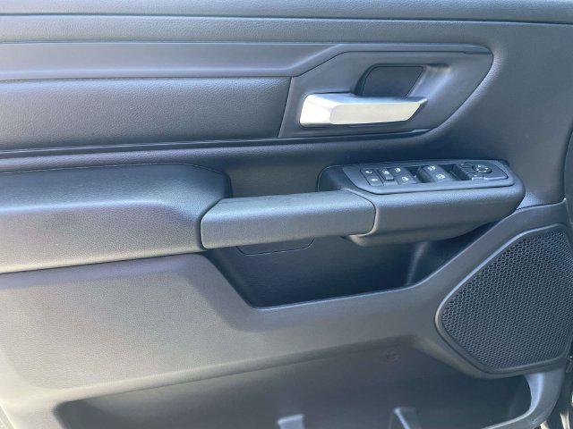 2026 Ram 1500 Express Crew Cab 4x4 57 Box